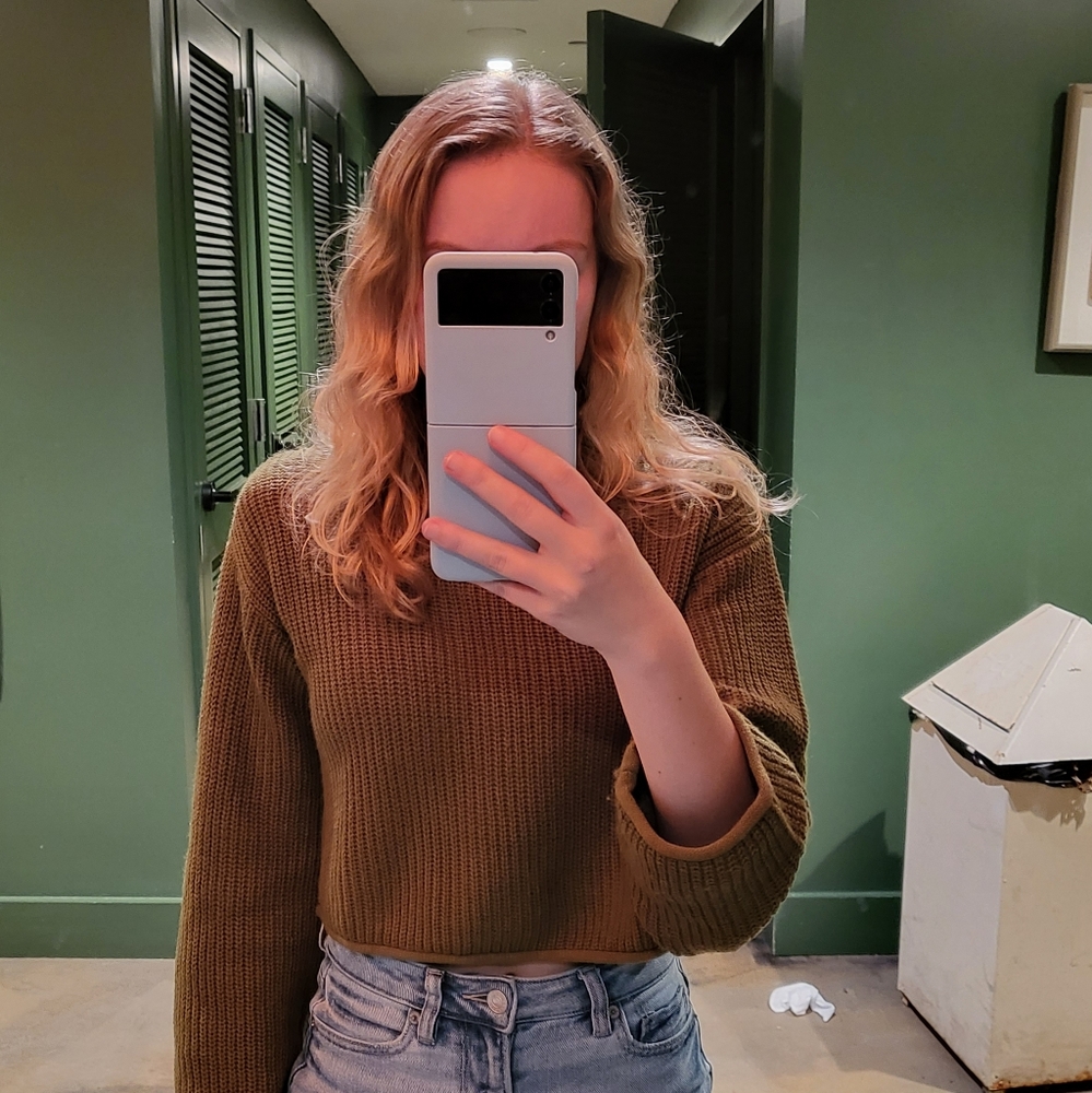 Meet your Posher, Cassie